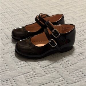 Classic Black Little Kids Mary Jane Shoes size 6